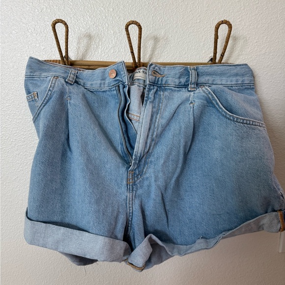 We The Free Pants - Light Blue Danni Denim Roll-Cuff Women's Shorts